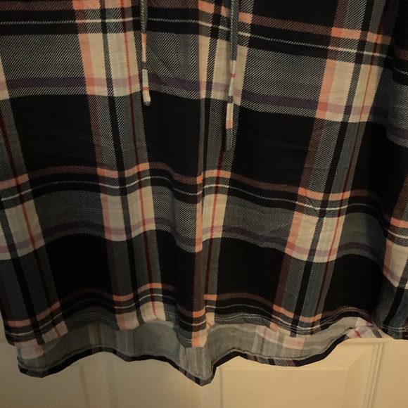 NWT New York Laundry Sleeveless Plaid Shirt - Picture 5 of 5